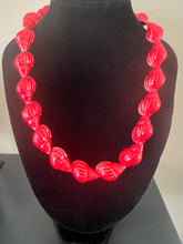 Load image into Gallery viewer, collar Caracol rojo