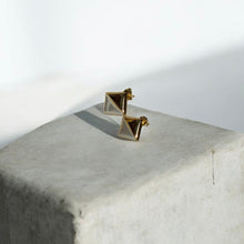 Load image into Gallery viewer, Rombo