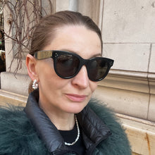 Load image into Gallery viewer, Bold hoops