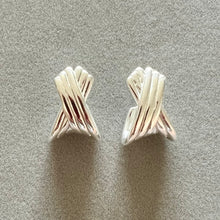 Load image into Gallery viewer, Cross