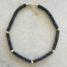 Load image into Gallery viewer, collar Hematite
