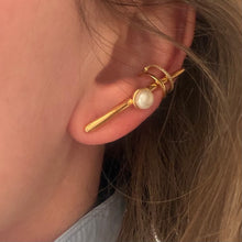 Load image into Gallery viewer, Aguja con perla
